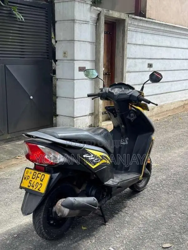 Honda Dio 2017 Motorbike (Used)