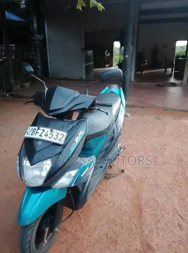 Yamaha Ray Zr 2017 Motorbike (Used)