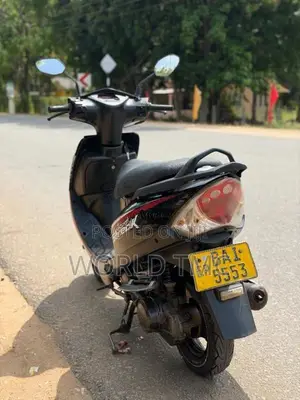 TVS Scooty Streak 2013 Motorbike (Used)