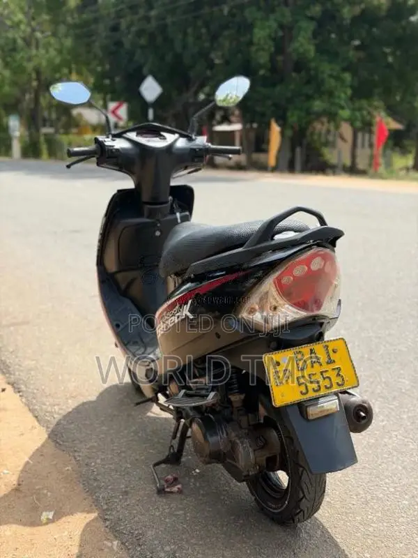 TVS Scooty Streak 2013 Motorbike (Used)