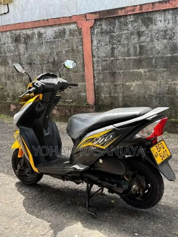 Honda Dio 2017 Motorbike (Used)