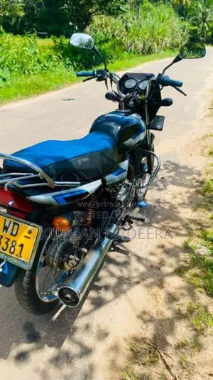 Bajaj CT-100 2010 Motorbike (Used)
