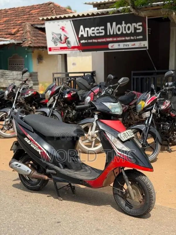 TVS Scooty Streak 2013 Motorbike (Used)