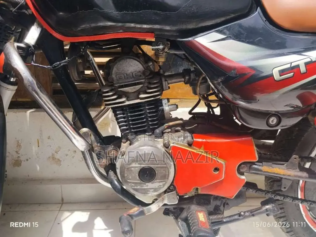 Bajaj CT-100 2004 Motorbike (Used)