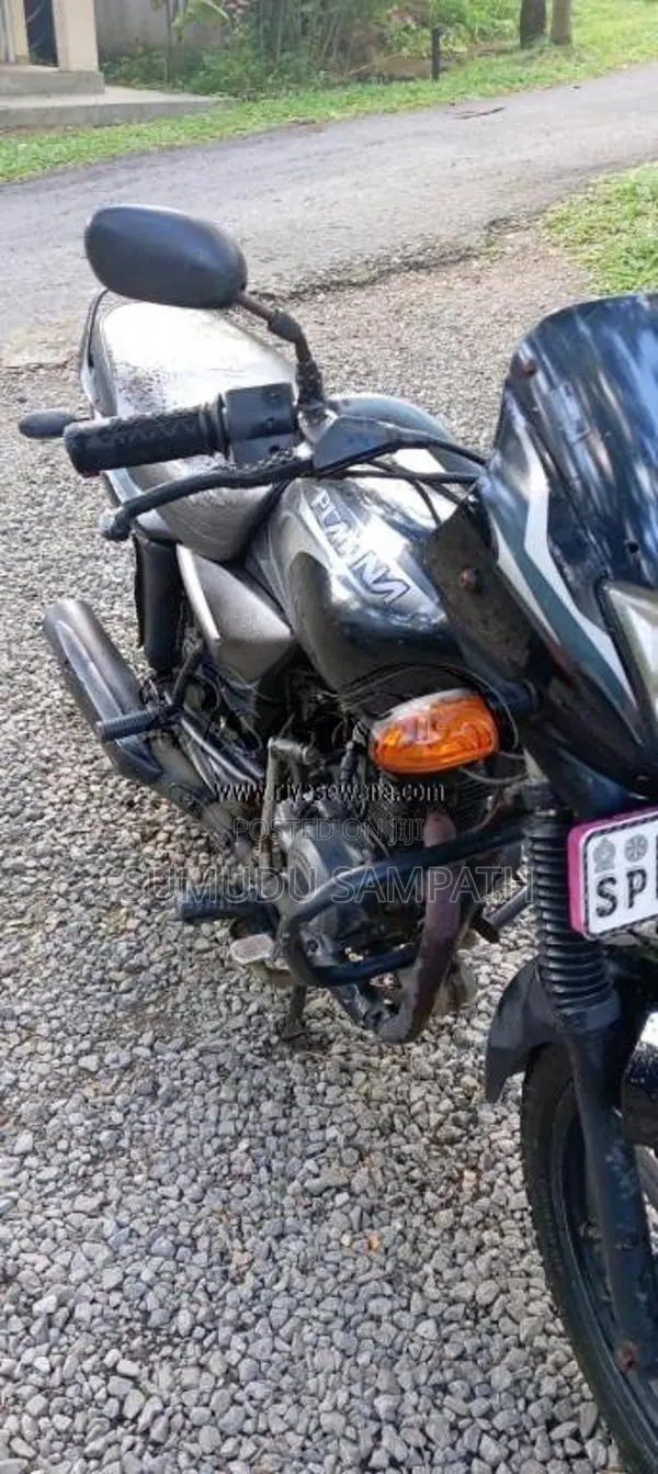 Bajaj Platina 2013 Motorbike (Used)
