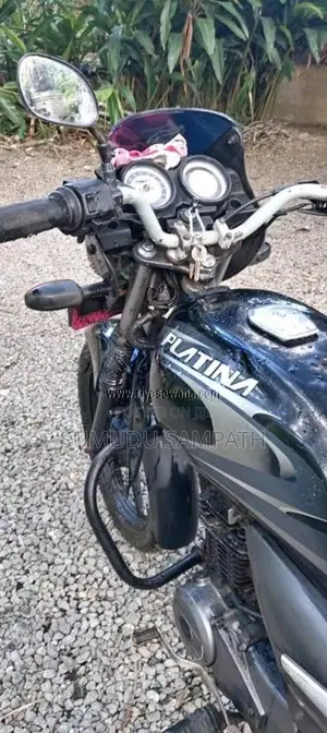 Bajaj Platina 2013 Motorbike (Used)