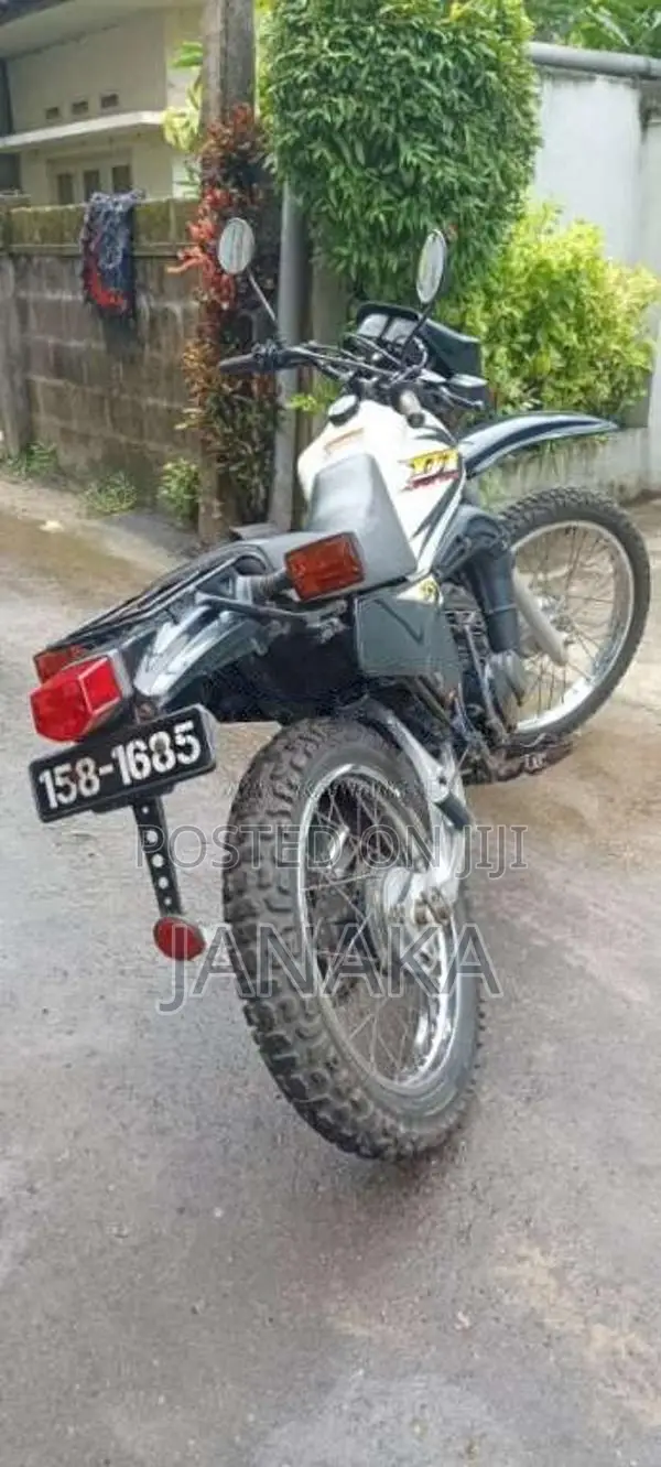Yamaha DT 175 1996 motorcycle (Used)