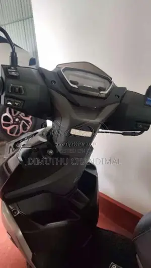 Hero Xoom 2025 Motorbike (Used)
