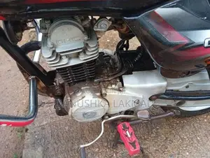 Bajaj CT-100 2006 Motorbike (Used)