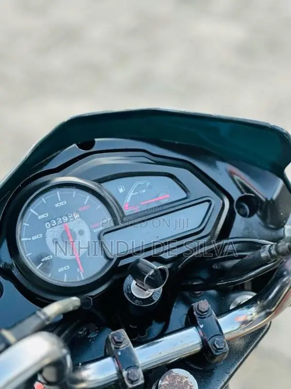Bajaj Discover 2014 Motorbike (Used)