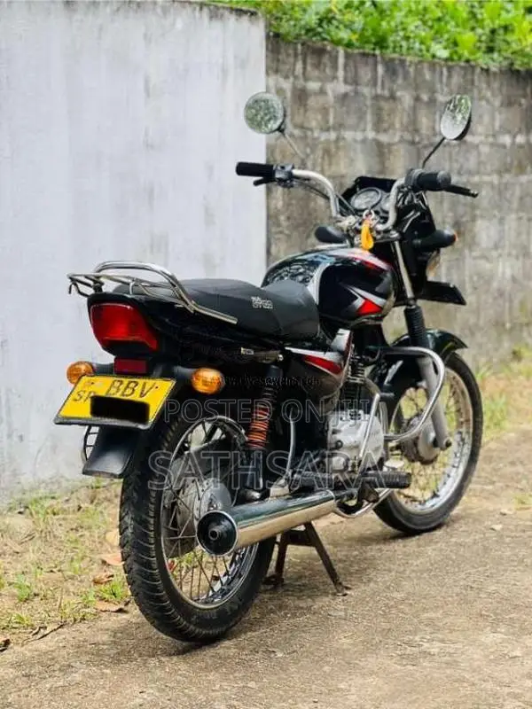 Bajaj CT-100 2014 Motorbike (Used)