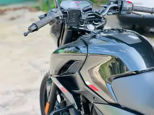 Bajaj Pulsar N160 2025 Motorbike (Used)