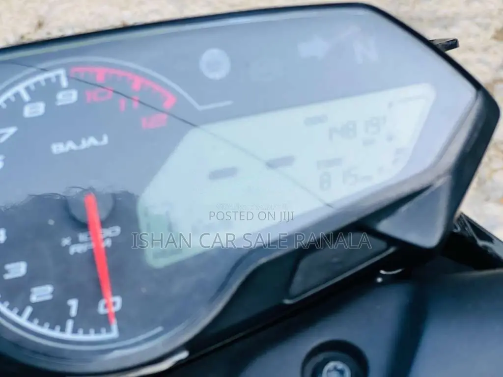 Bajaj Pulsar N160 2025 Motorbike (Used)