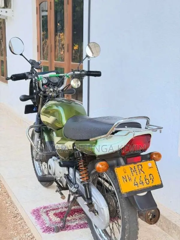 Bajaj CT-100 2006 Motorbike (Used)