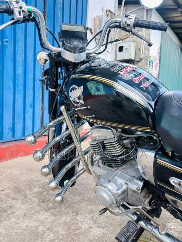 Honda Cd125 Twin 2006 Motorbike (Used)