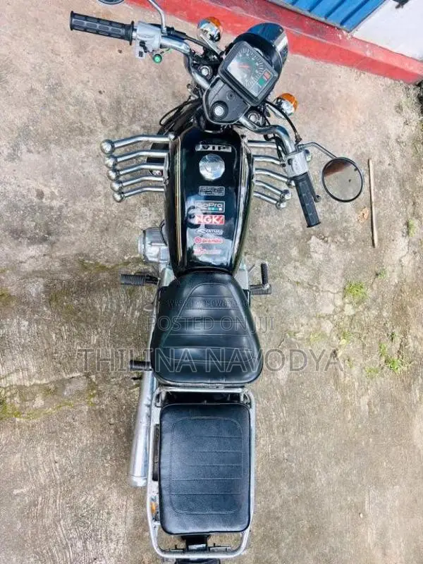 Honda Cd125 Twin 2006 Motorbike (Used)