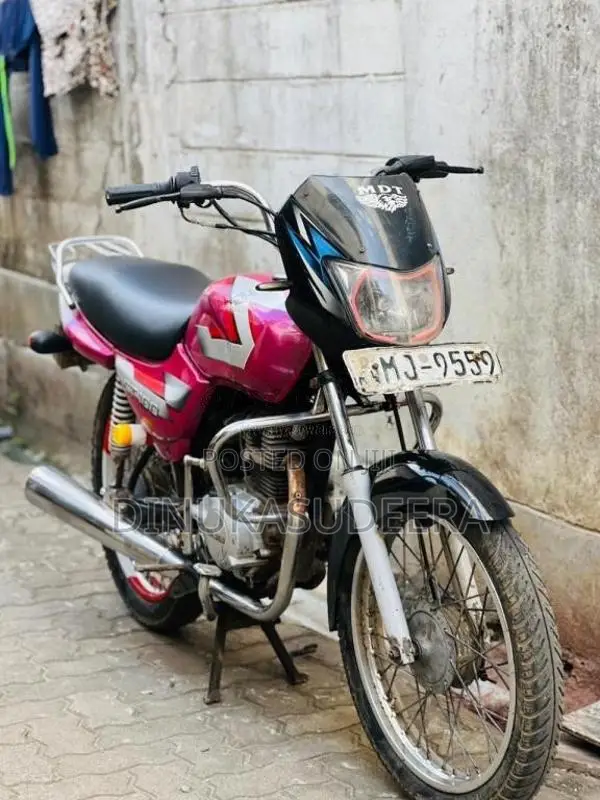 Bajaj CT-100 2006 Motorbike (Used)