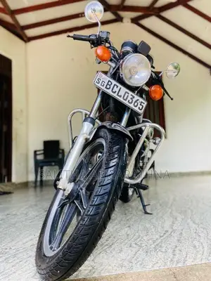 Suzuki GN125 Japan 2015 Motorbike (Used)