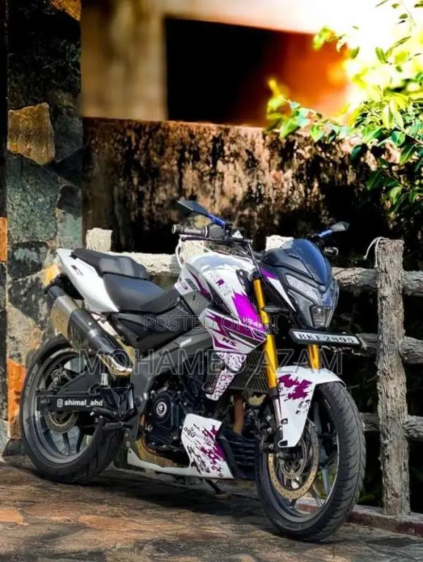 Bajaj Pulsar NS200 2025 Motorbike (Used)