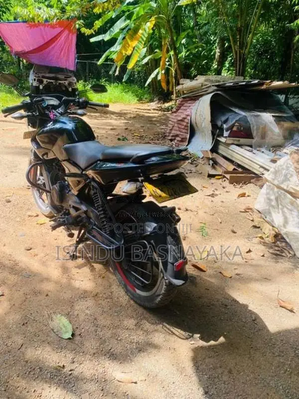 Bajaj Pulsar 2011 Motorbike (Used)