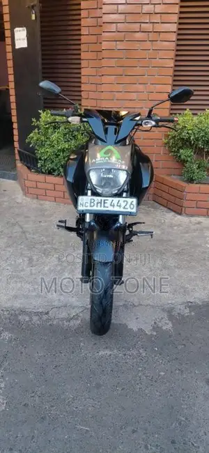 Suzuki INTRUDER 2018 Motorbike (Used)