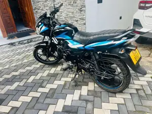 Bajaj Discover 125 2024 Motorbike (Used)