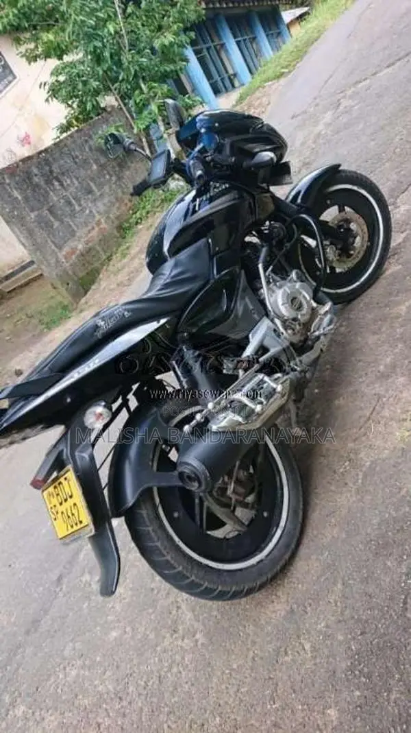 Bajaj Pulsar 150 2016 Motorbike (Used)
