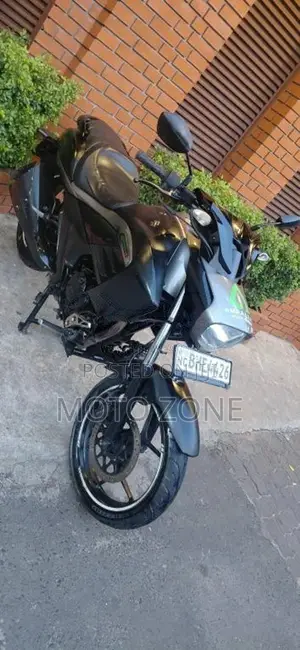 Suzuki INTRUDER 2018 Motorbike (Used)