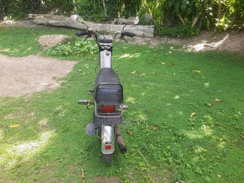 Hero-Honda Gizmo 2010 Motorbike (Used)