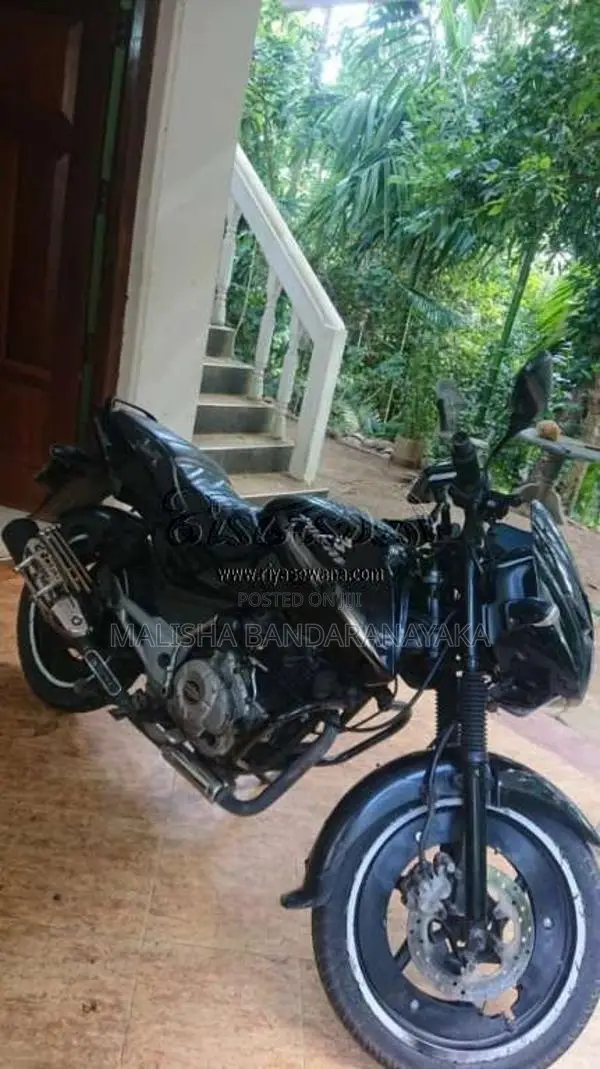Bajaj Pulsar 150 2016 Motorbike (Used)