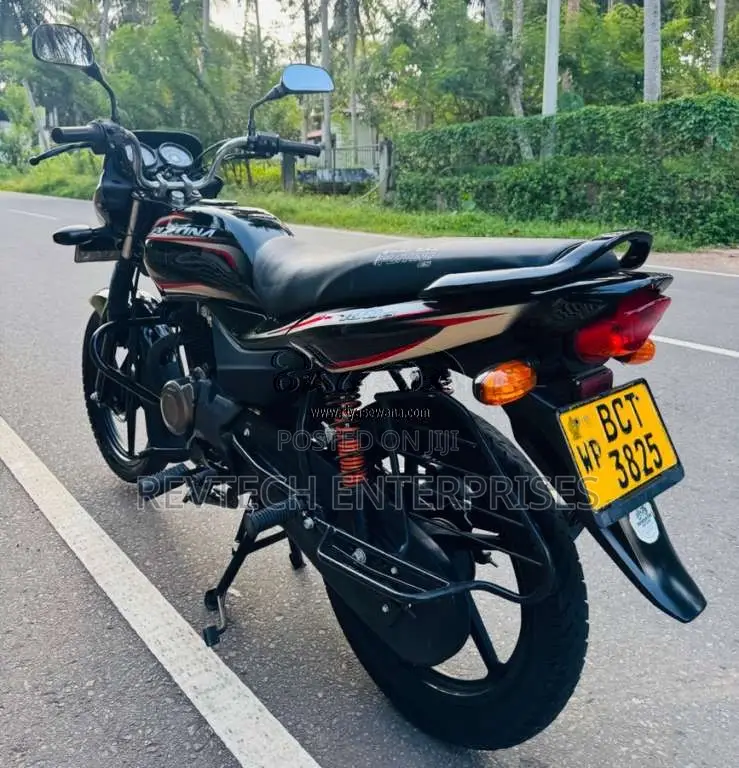 Bajaj Platina 2015 Motorbike (Used)