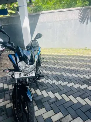 Bajaj Discover 125 2024 Motorbike (Used)