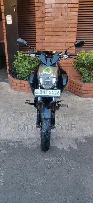 Suzuki INTRUDER 2018 Motorbike (Used)