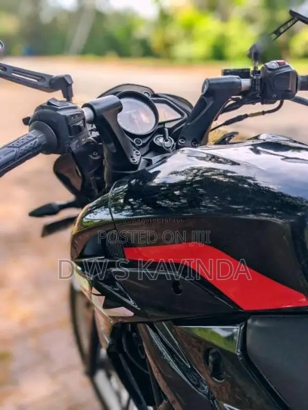 Bajaj Pulsar NS160 2017 Motorbike (Used)