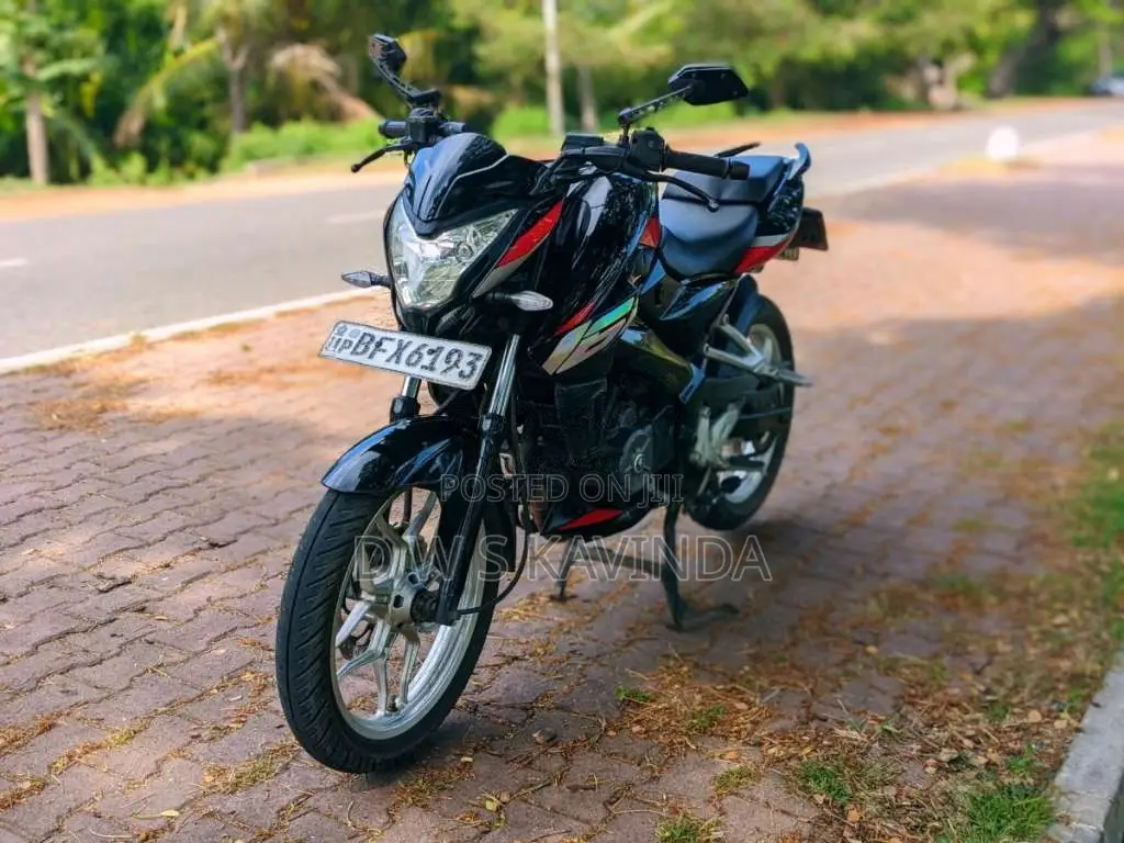 Bajaj Pulsar NS160 2017 Motorbike (Used)