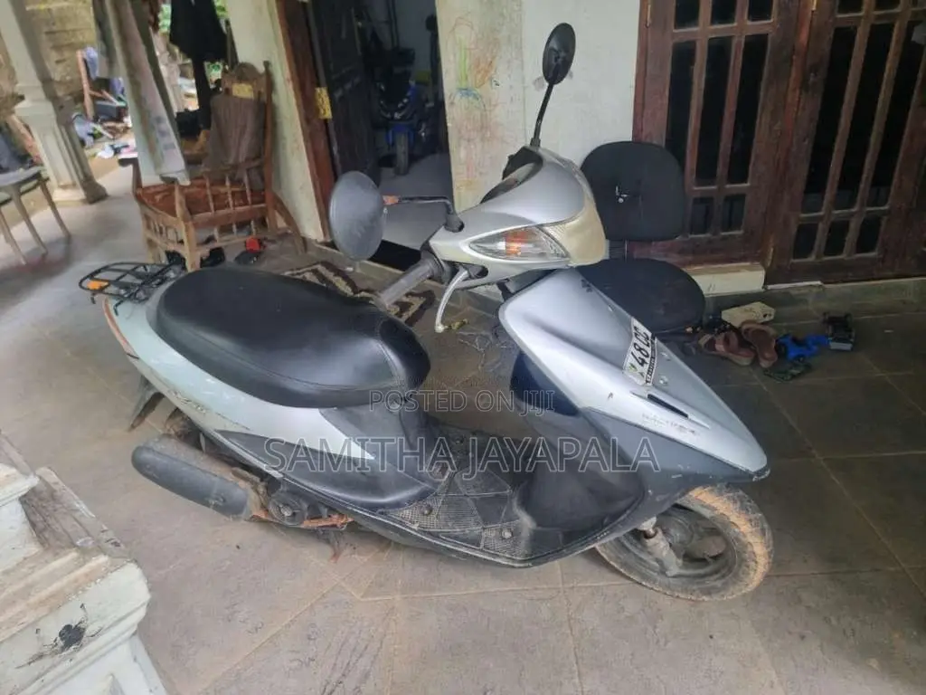 Suzuki V50 2019 Motorbike (Used)