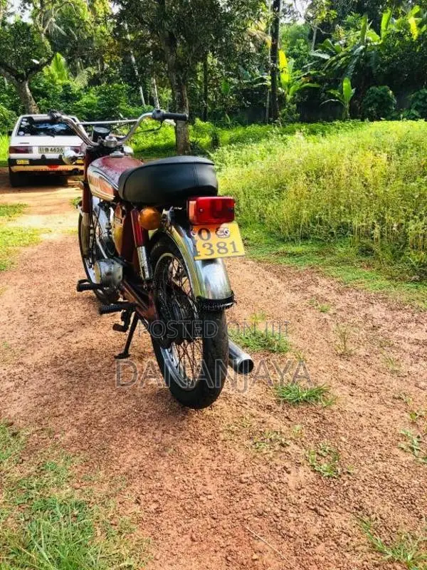 Yamaha YB 100 1980 Motorbike (Used)