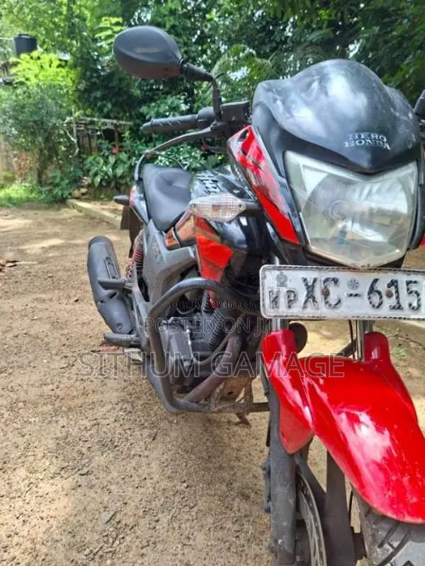 Hero-Honda Hunk 2011 Motorbike (Used)