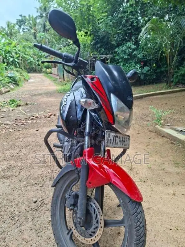 Hero-Honda Hunk 2011 Motorbike (Used)