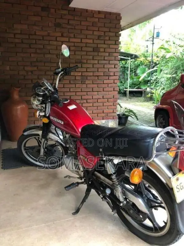 Suzuki GN125 2007 Motorbike (Used)