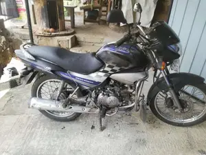 Hero-Honda Glamour 2006 Motorbike (Used)