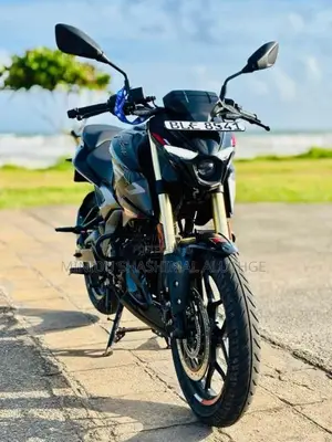 Bajaj Pulsar 2025 Motorbike (Used)