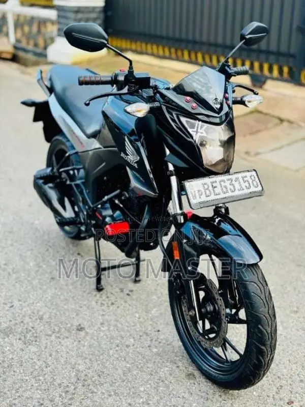 Honda CB Hornet 2016 Motorbike (Used)