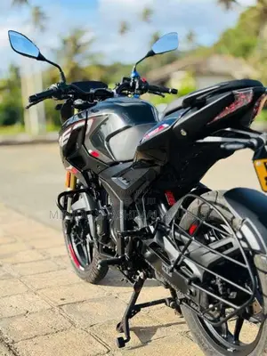 Bajaj Pulsar 2025 Motorbike (Used)