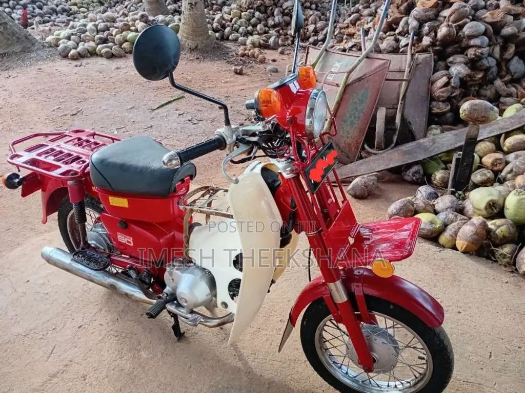 Honda MD 90 2000 Motorbike (Used)