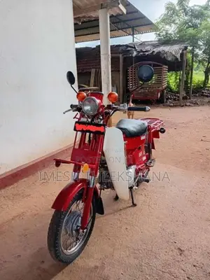 Honda MD 90 2000 Motorbike (Used)