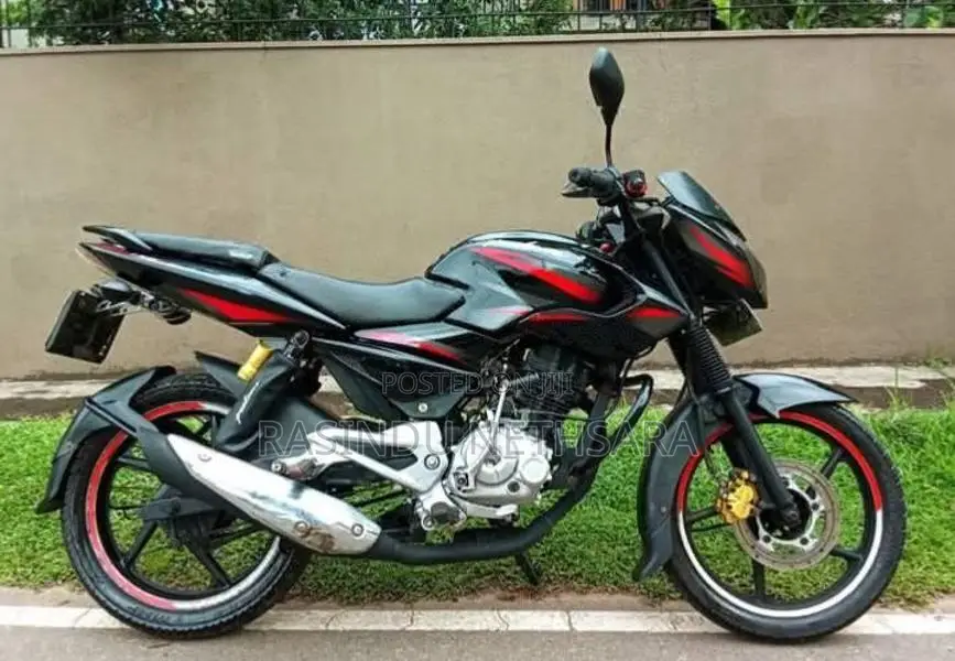 Bajaj Pulsar 2010 Motorbike (Used)