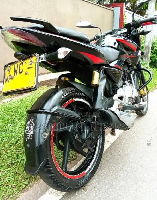 Bajaj Pulsar 2010 Motorbike (Used)
