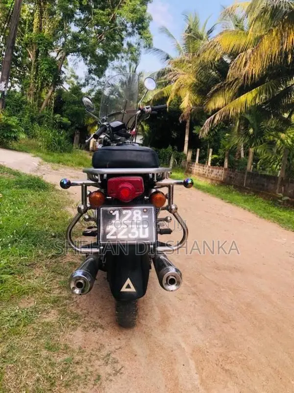 Honda Twin 1989 Motorbike (Used)