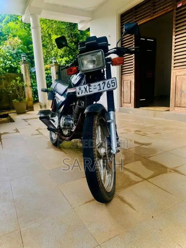 Suzuki GS125 Japan 2007 Motorbike (Used)